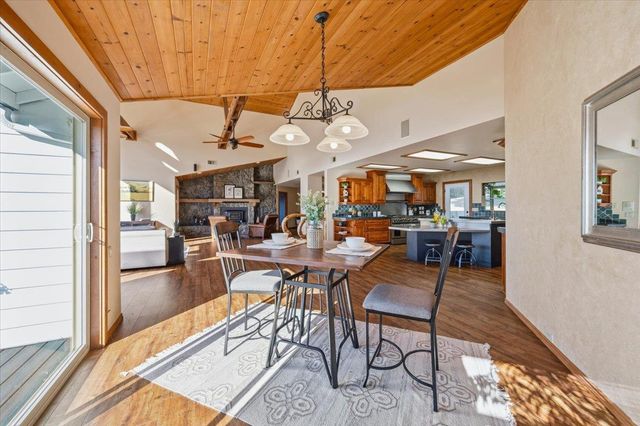 16000 Southridge Dr, Penn Valley, CA 95946