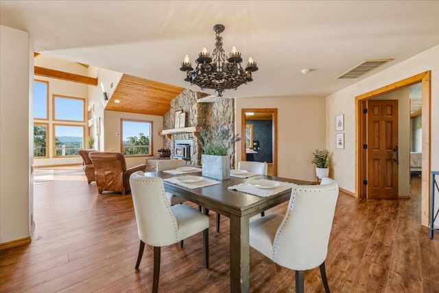 16000 Southridge Dr, Penn Valley, CA 95946
