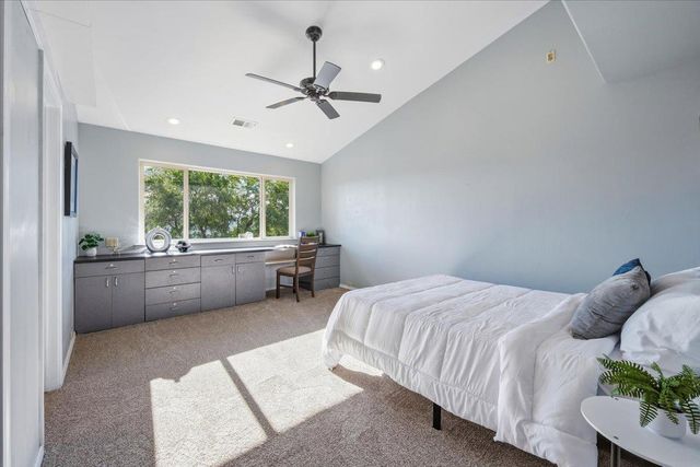 16000 Southridge Dr, Penn Valley, CA 95946