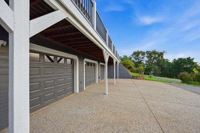 16000 Southridge Dr, Penn Valley, CA 95946