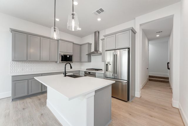 12016 Royal Oaks Banner Way, Houston, TX 77082