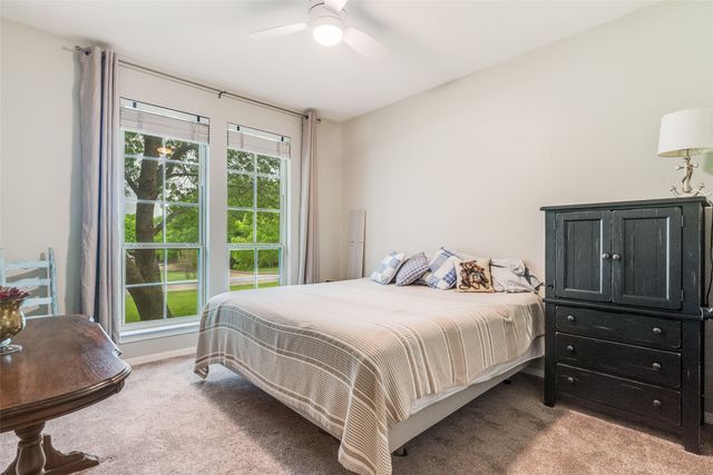 105 Derek Drive, Hudson Oaks, TX 76087