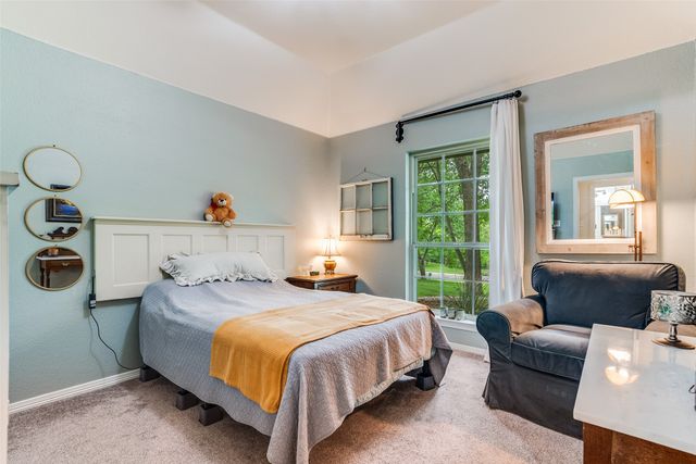 105 Derek Drive, Hudson Oaks, TX 76087