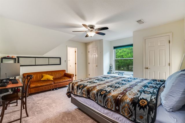 105 Derek Drive, Hudson Oaks, TX 76087