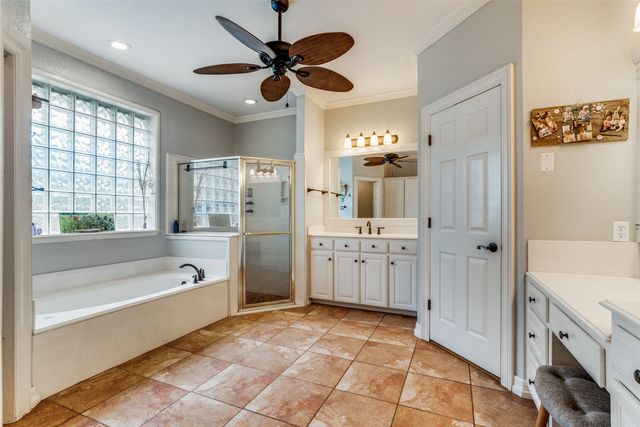 105 Derek Drive, Hudson Oaks, TX 76087