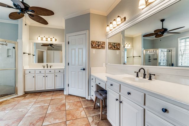 105 Derek Drive, Hudson Oaks, TX 76087