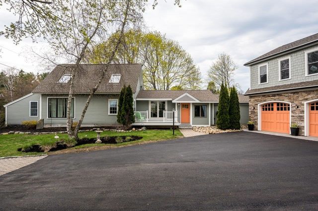 11 Post Road, North Hampton, NH 03862