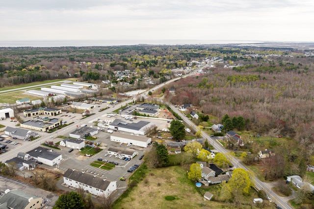 11 Post Road, North Hampton, NH 03862
