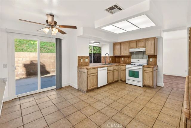 39513 Middleton, Palmdale, CA 93551