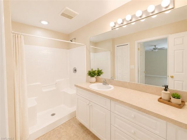 4141 NE 19th PL, Cape Coral, FL 33909