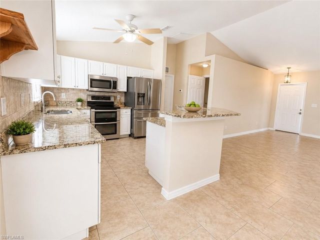 4141 NE 19th PL, Cape Coral, FL 33909