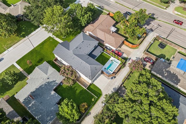 9736 Chiswell Road, Dallas, TX 75238