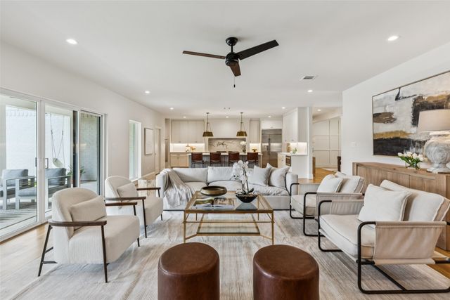 9736 Chiswell Road, Dallas, TX 75238