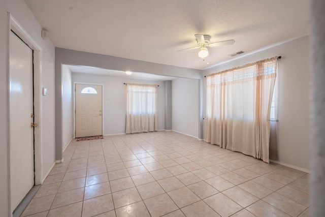 416 1ST Street SW, Rio Rancho, NM 87124