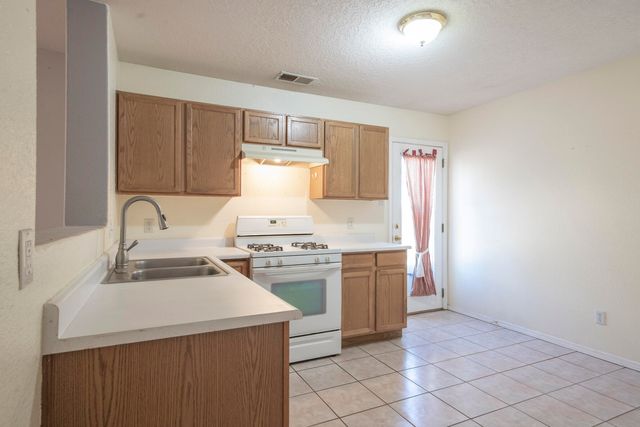 416 1ST Street SW, Rio Rancho, NM 87124