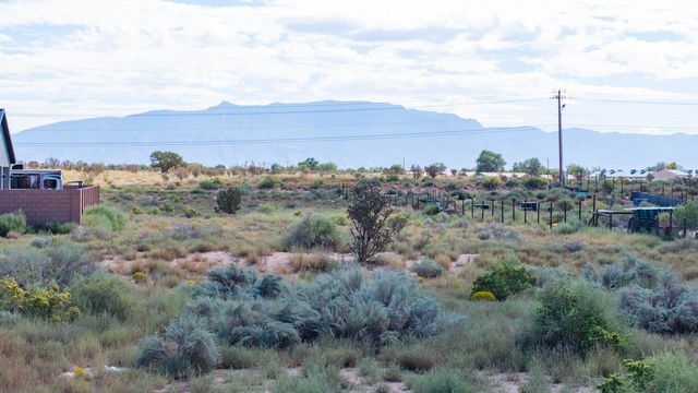 416 1ST Street SW, Rio Rancho, NM 87124