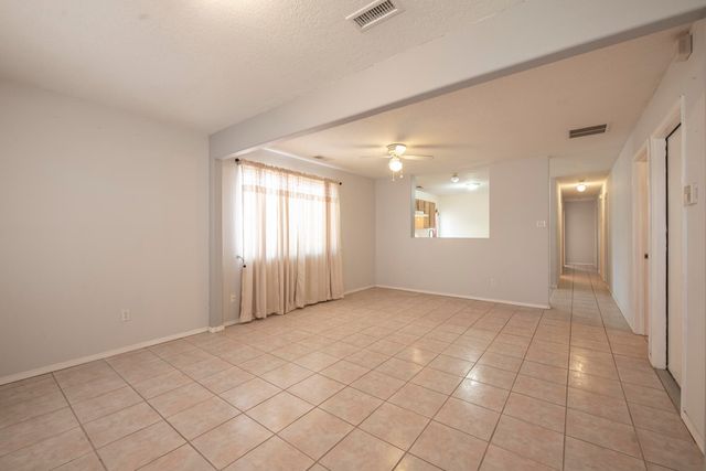 416 1ST Street SW, Rio Rancho, NM 87124