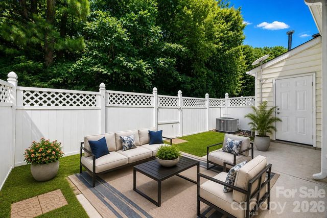 821 Lacebark Drive, Rock Hill, SC 29732