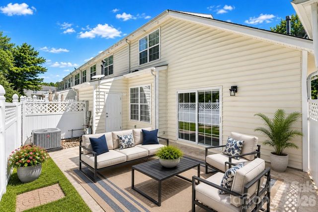 821 Lacebark Drive, Rock Hill, SC 29732