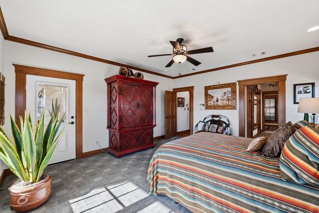 521 Bluff Creek Road RD, Center Point, TX 78010