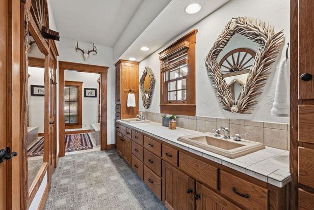 521 Bluff Creek Road RD, Center Point, TX 78010