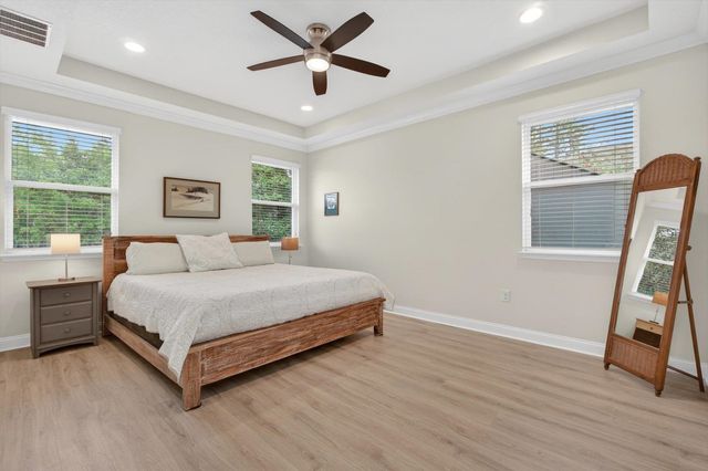 111 Midway Park Dr, St Augustine, FL 32084