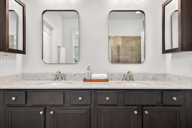 111 Midway Park Dr, St Augustine, FL 32084