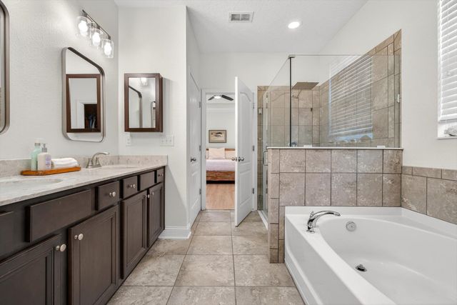 111 Midway Park Dr, St Augustine, FL 32084