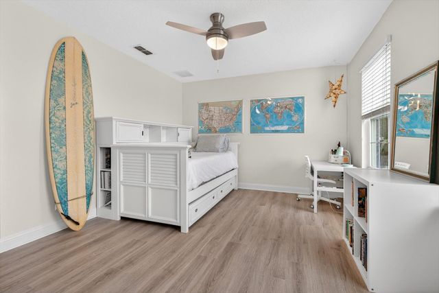 111 Midway Park Dr, St Augustine, FL 32084