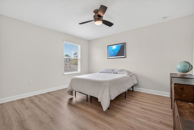 111 Midway Park Dr, St Augustine, FL 32084