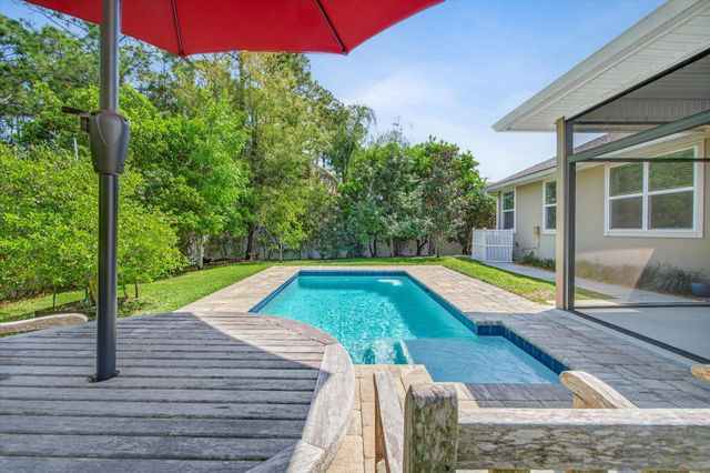 111 Midway Park Dr, St Augustine, FL 32084