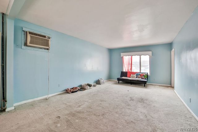 615 Hopkins Street, Buffalo, NY 14220