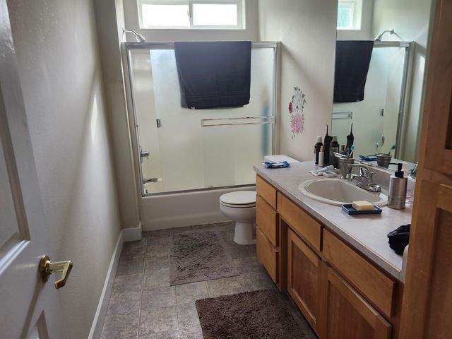 996 Spring Way, Ashland, OR 97520