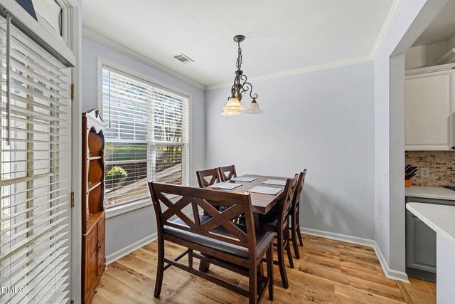 8221 Allyns Landing Way 204, Raleigh, NC 27615