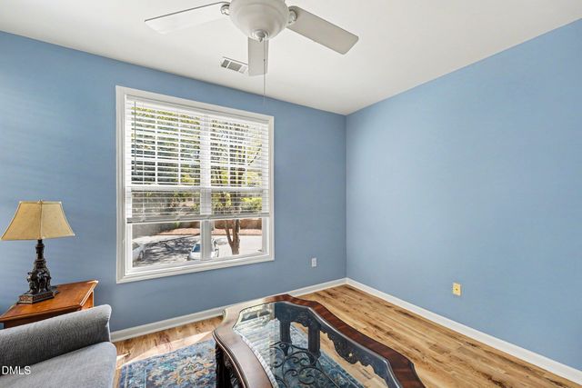 8221 Allyns Landing Way 204, Raleigh, NC 27615