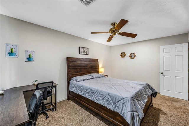 7602 NW Lancet Ln, Lawton, OK 73505