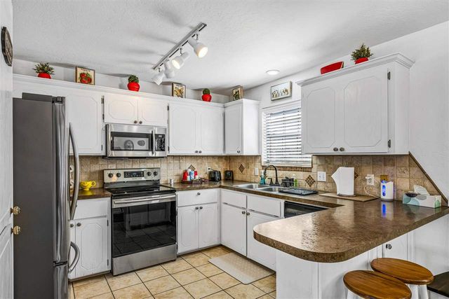 7602 NW Lancet Ln, Lawton, OK 73505