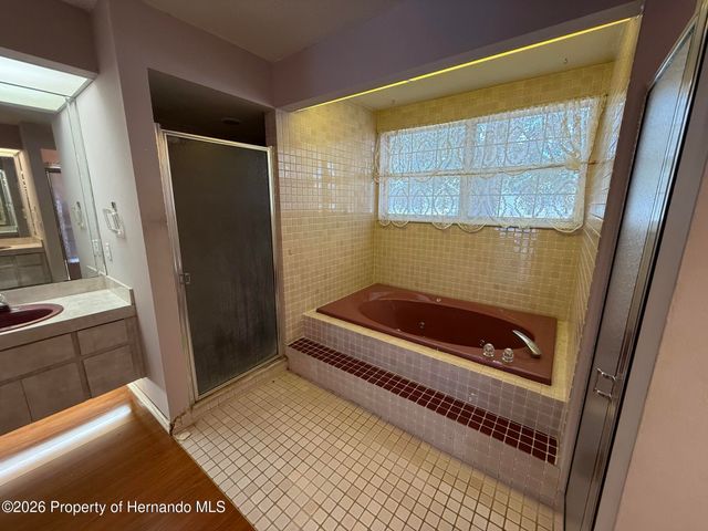 2037 Finland Drive, Spring Hill, FL 34609