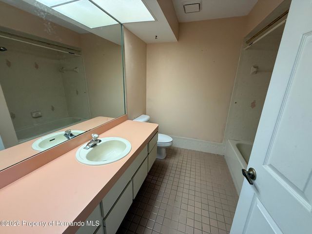 2037 Finland Drive, Spring Hill, FL 34609