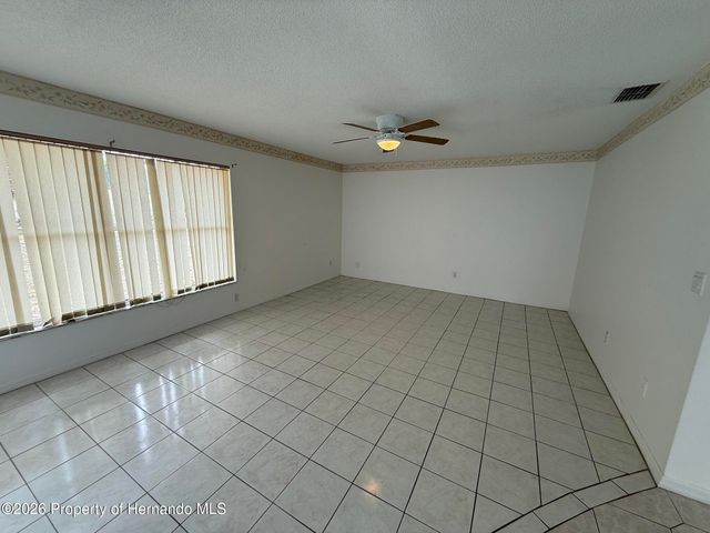 2037 Finland Drive, Spring Hill, FL 34609
