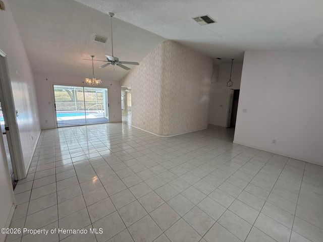 2037 Finland Drive, Spring Hill, FL 34609