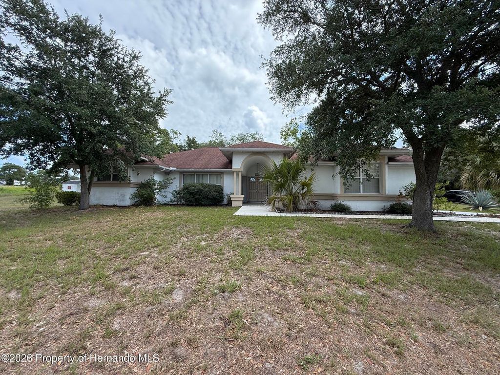 2037 Finland Drive, Spring Hill, FL 34609