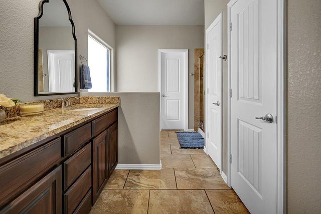 1405 Cerrillos Ave, Midland, TX 79705