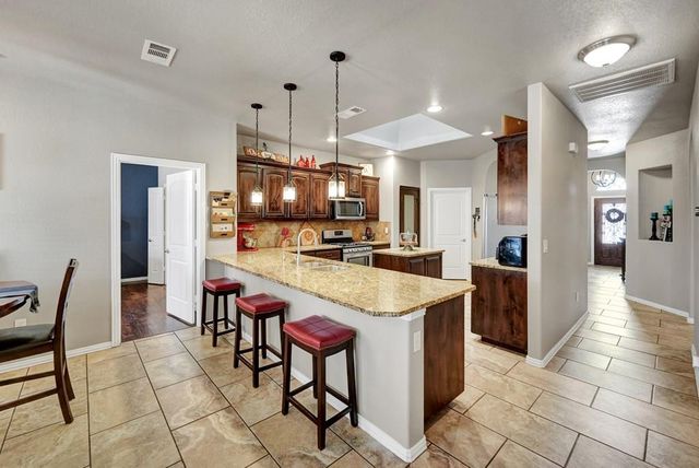 1405 Cerrillos Ave, Midland, TX 79705