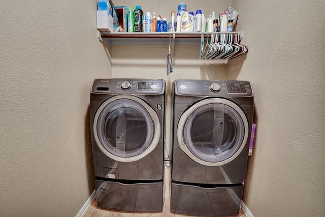 1405 Cerrillos Ave, Midland, TX 79705