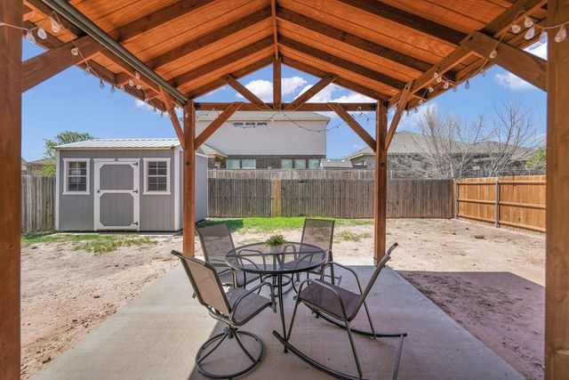 1405 Cerrillos Ave, Midland, TX 79705