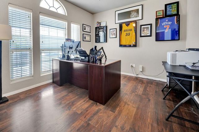 1405 Cerrillos Ave, Midland, TX 79705