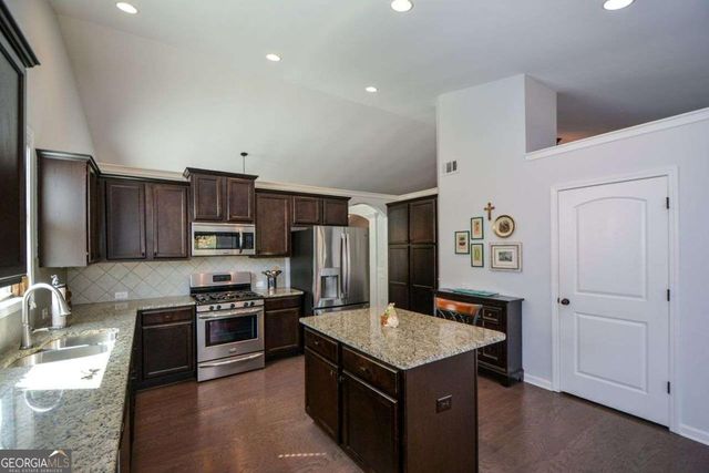 4475 Orchard View Way, Cumming, GA 30028