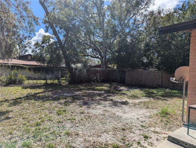 1215 E 108TH AVENUE, Tampa, FL 33612