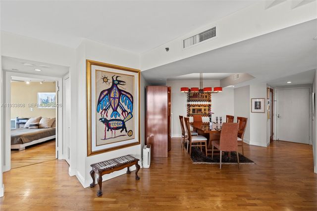 3598 Yacht Club Drive 1003, Aventura, FL 33180